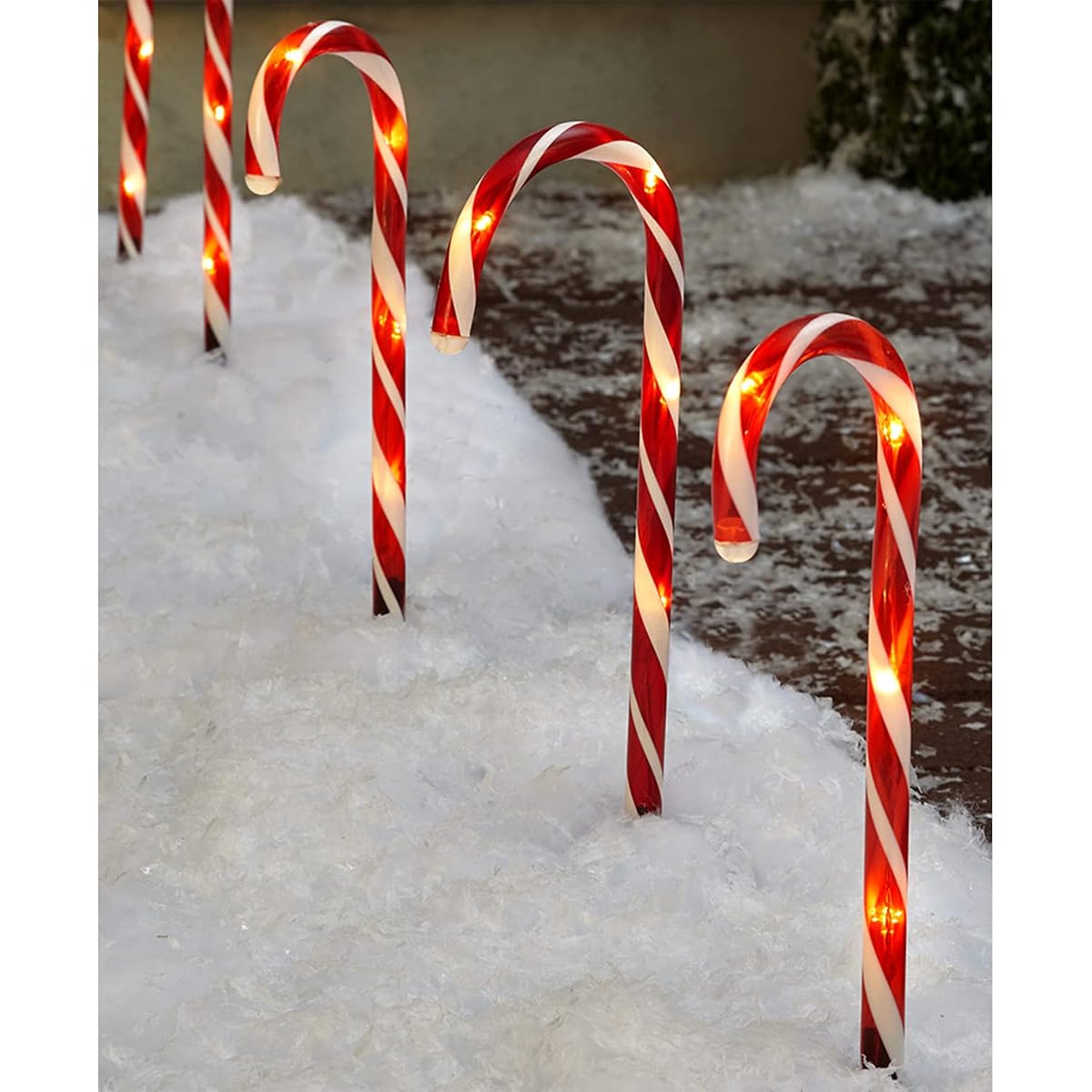 Biswing Christmas Outdoor Candy Cane Lights, 12 Pcs Christmas Pathway Markers with 72 Count Warm White Lights, Connectable for Indoor Outdoor Holiday Walkway Patio Garden Ornament - imagem de detalhe 1