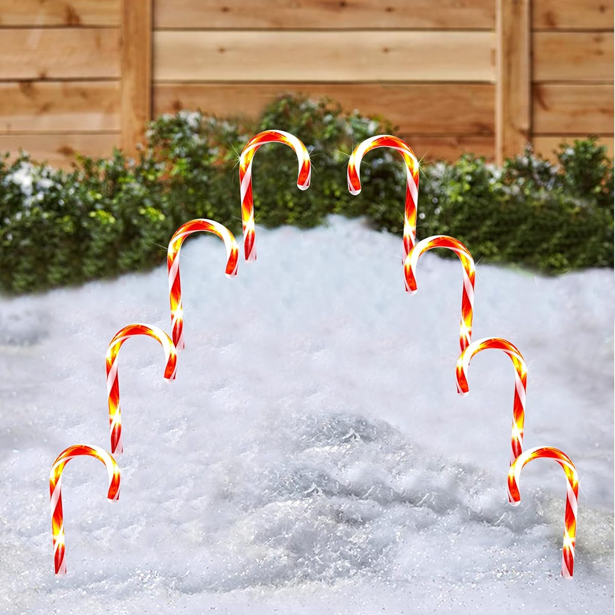 Biswing Christmas Outdoor Candy Cane Lights, 10 Pcs Christmas Pathway Markers with 60 Count Warm White Lights, Connectable for Indoor Outdoor Holiday Walkway Patio Garden Ornament - imagen de detalle 4