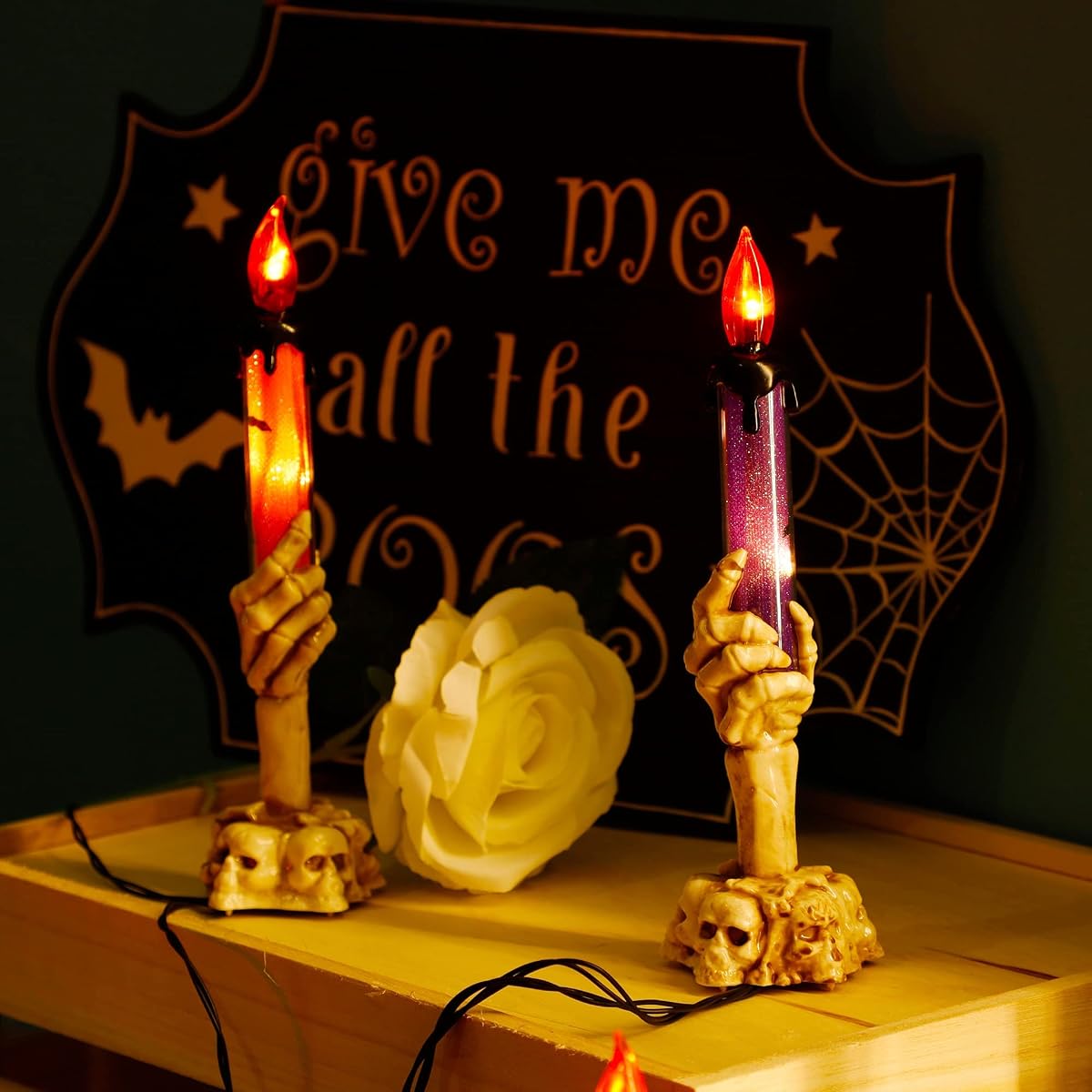 WATERGLIDE Halloween Decoration Candle Light Stakes, 10 Pack Skeleton Hands Hold Lighted Candle Pathway Makers, Waterproof Battery Operated with Timer, Light Up Figurine for Outdoor Holiday Party - imagen de detalle 1