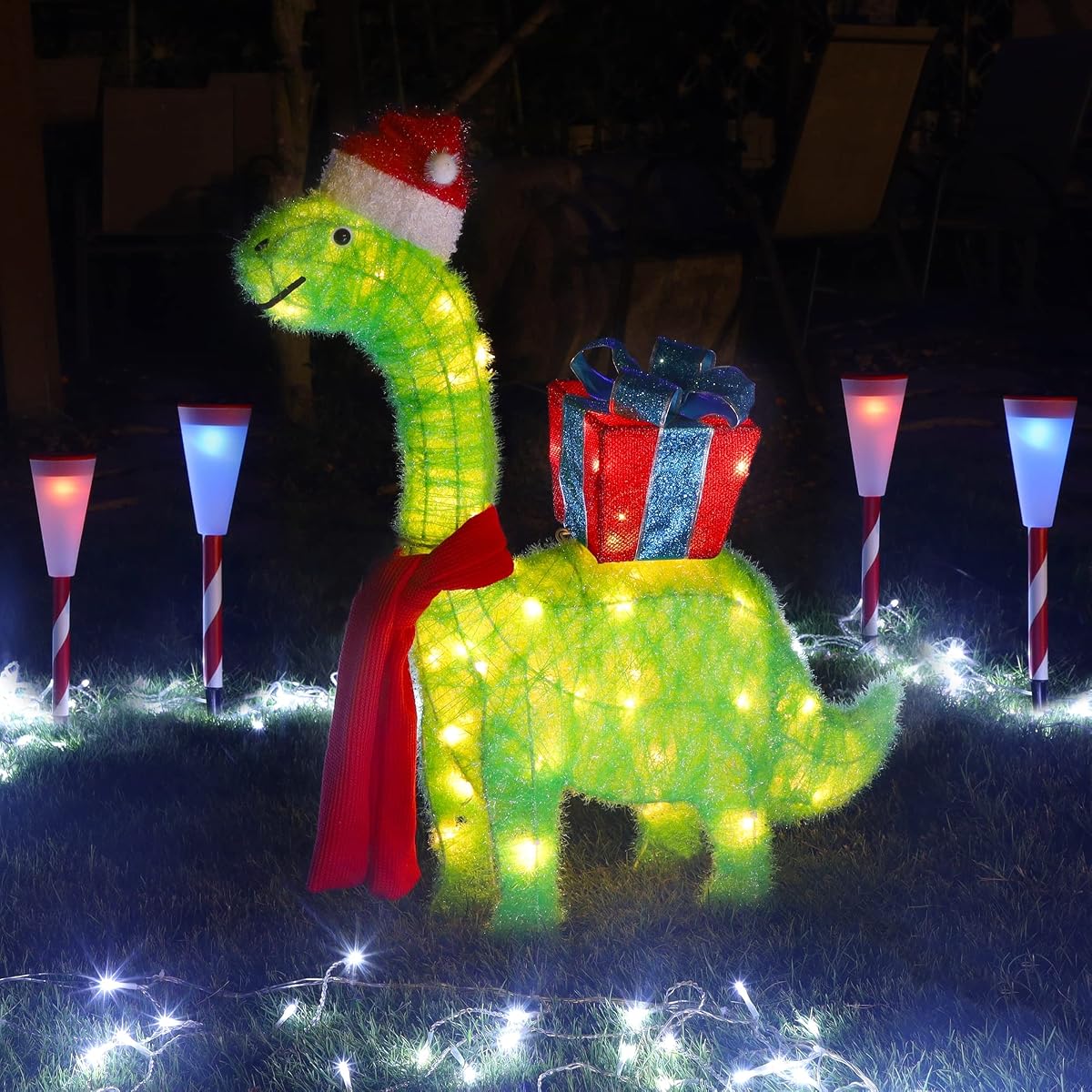 WATERGLIDE Lighted Christmas Green Dinosaur with Gift Box Decorations, 27 Inch Pre-Lit Light Up 3D Brachiosaurus Xmas Outdoor Yard Decor with Lights, for Festive Xmas Holiday Garden Lawn Display - 细节图 6