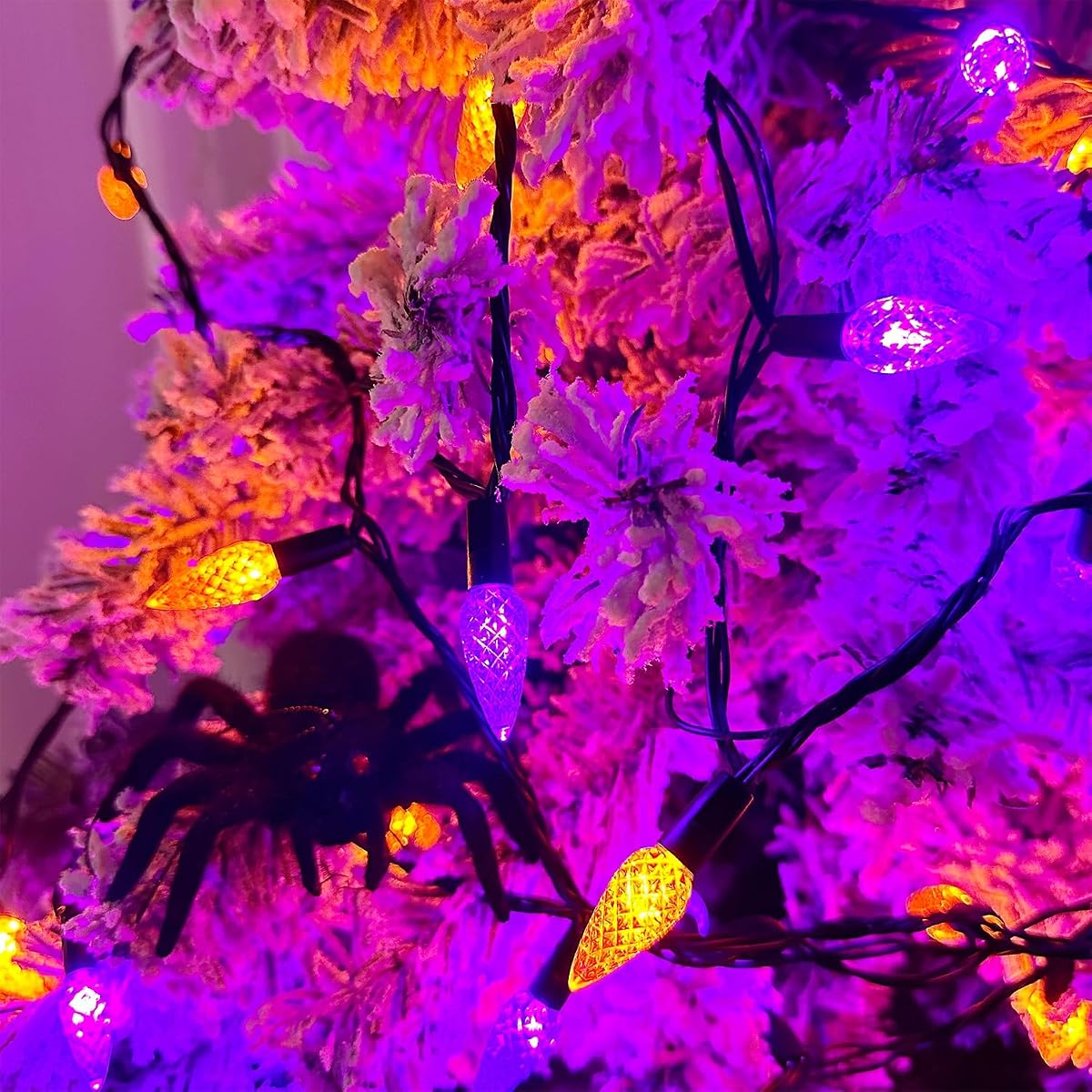 WATERGLIDE Halloween C6 String Lights, 33ft 100 LED Black Wire Fairy Lights with 29V Safe Adaptor, 8 Lighting Mode, Waterproof for Indoor Outdoor Patio Xmas Tree Party Decor, Orange & Purple - imagen de detalle 4